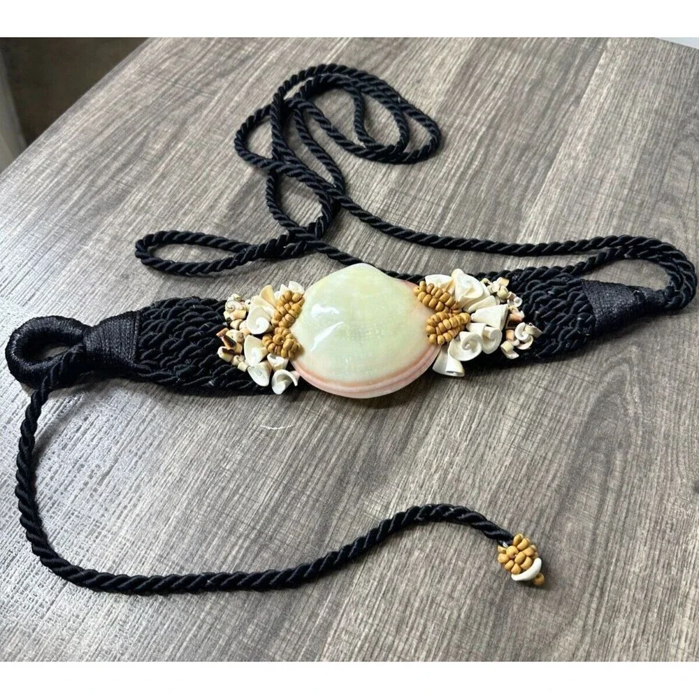 Vintage Shell Belt Women's Size XL 49in Black Macrame Adjustable SeaShell Rope